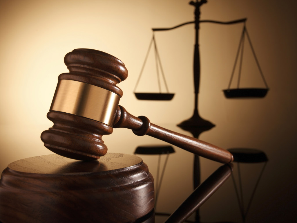 Высший совет правосудия уволил восемь судей