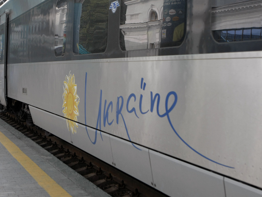 До конца лета «Укрзализныця» пообещала запустить поезд «Мукачево-Будапешт»