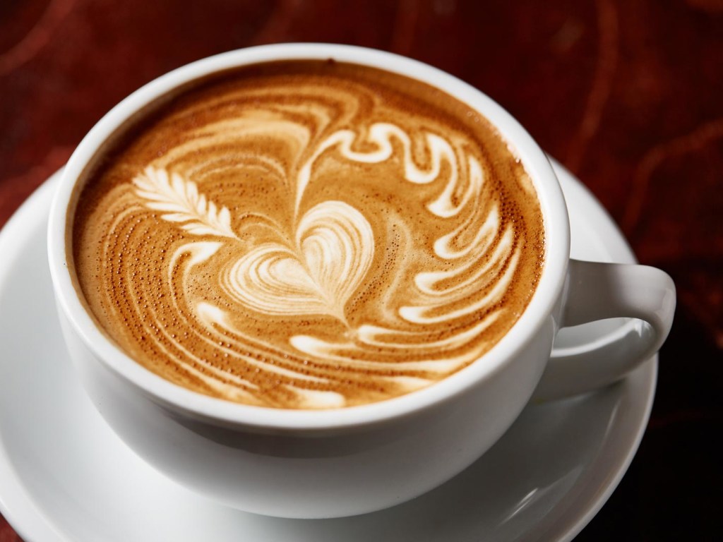 Ученые назвали пользу от четырех чашек кофе в день