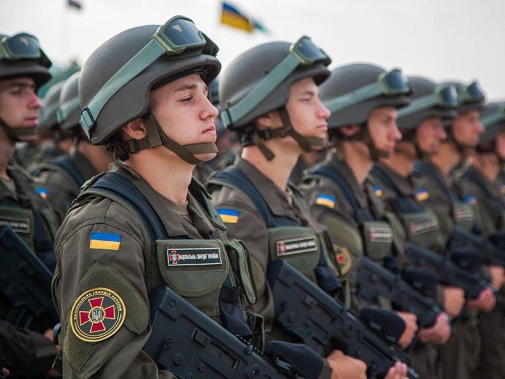 Вступил в силу закон, который поощряет украинцев к военной службе