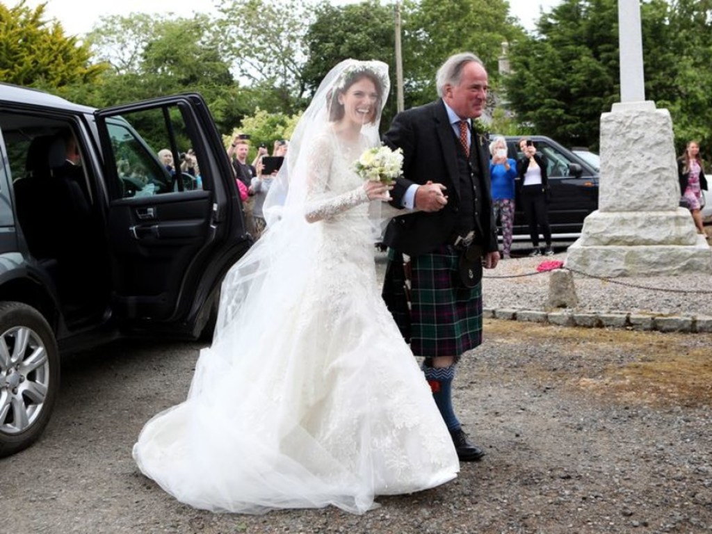 В Шотландии женятся звезды «Игры престолов» Кит Харингтон и Роуз Лесли: первые фото