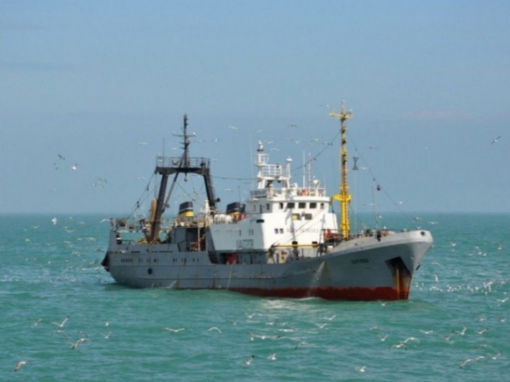 Моряки задержанного в аннексированном Крыму украинского судна объявили голодовку