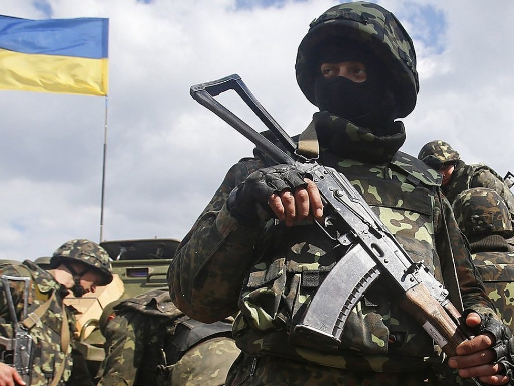 На Донбассе после ранения снайпера скончался 20-летний украинский военный