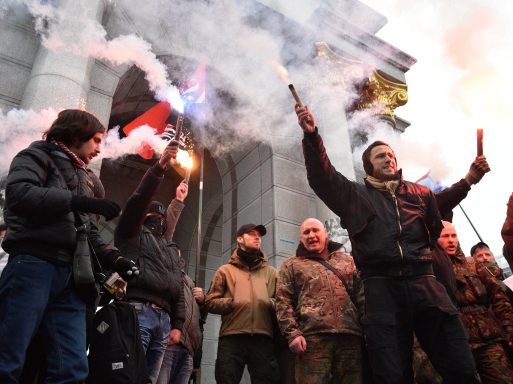 Украинцы чувствуют себя все более небезопасно в собственной стране &#8212; политолог