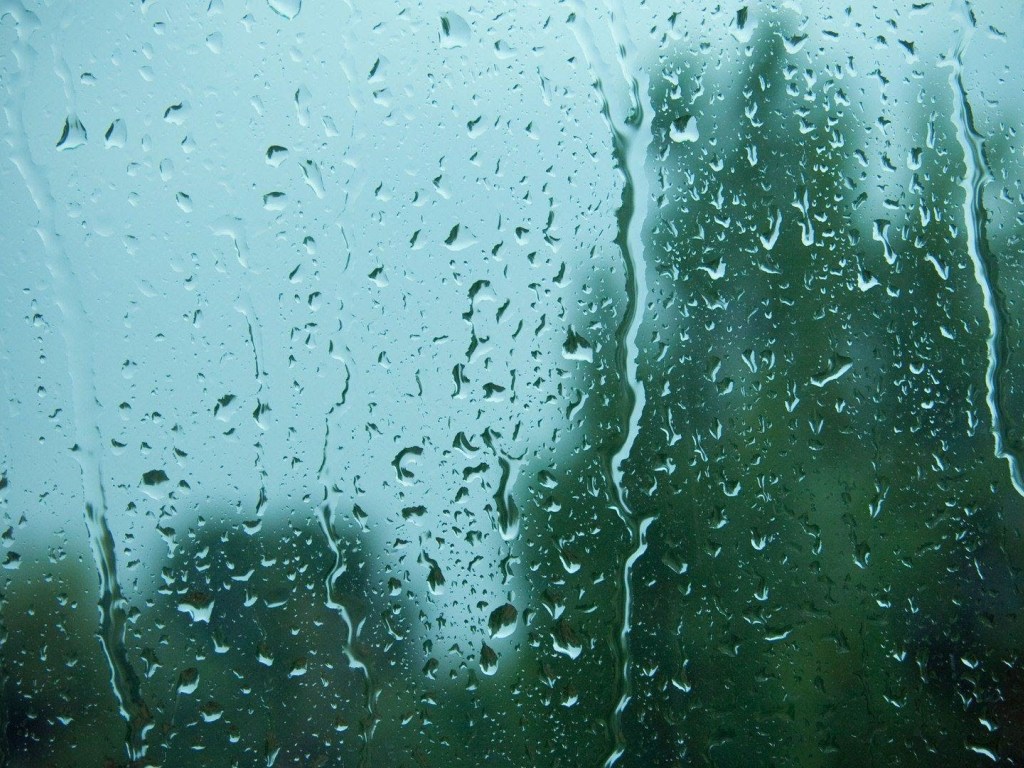 Синоптик: В четверг Украину местами накроют ливневые дожди и шквалы (КАРТА)