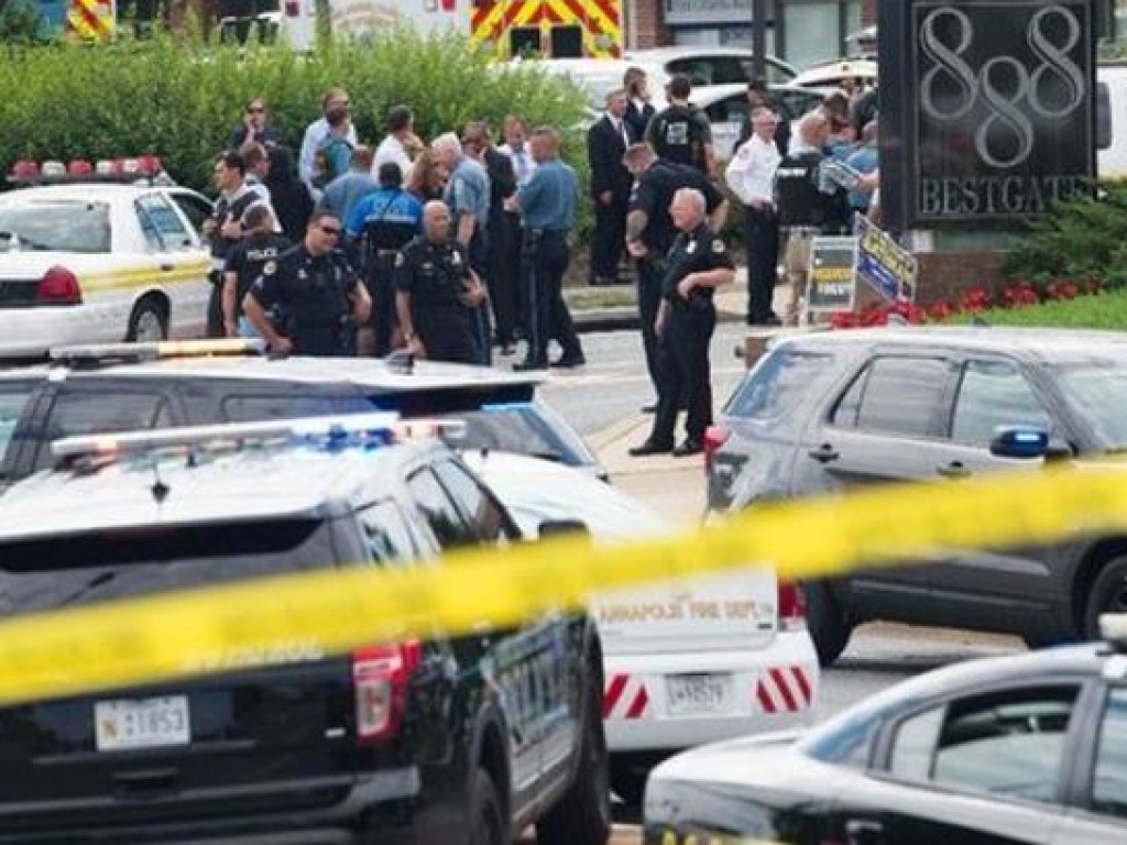 В США расстреляли редакцию газеты, погибли 5 человек: все подробности (ФОТО)