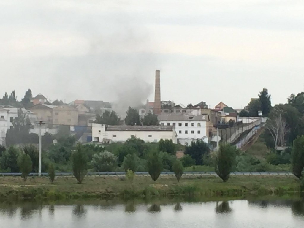 В Киевской области над исправительной колонией заметили дым (ФОТО)