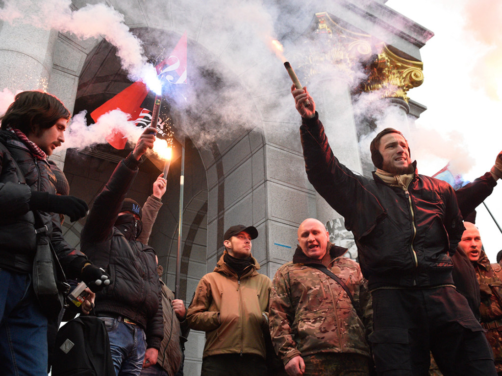 В Украину идет волна молчаливого согласия с агрессивным поведением праворадикальной молодежи &#8212; политолог