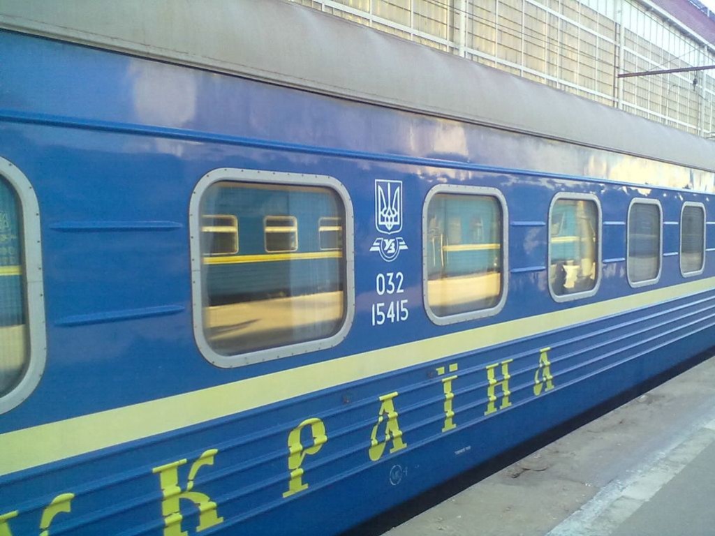 Скандал на железной дороге: одесситов выталкивали из поездов &#8212; СМИ