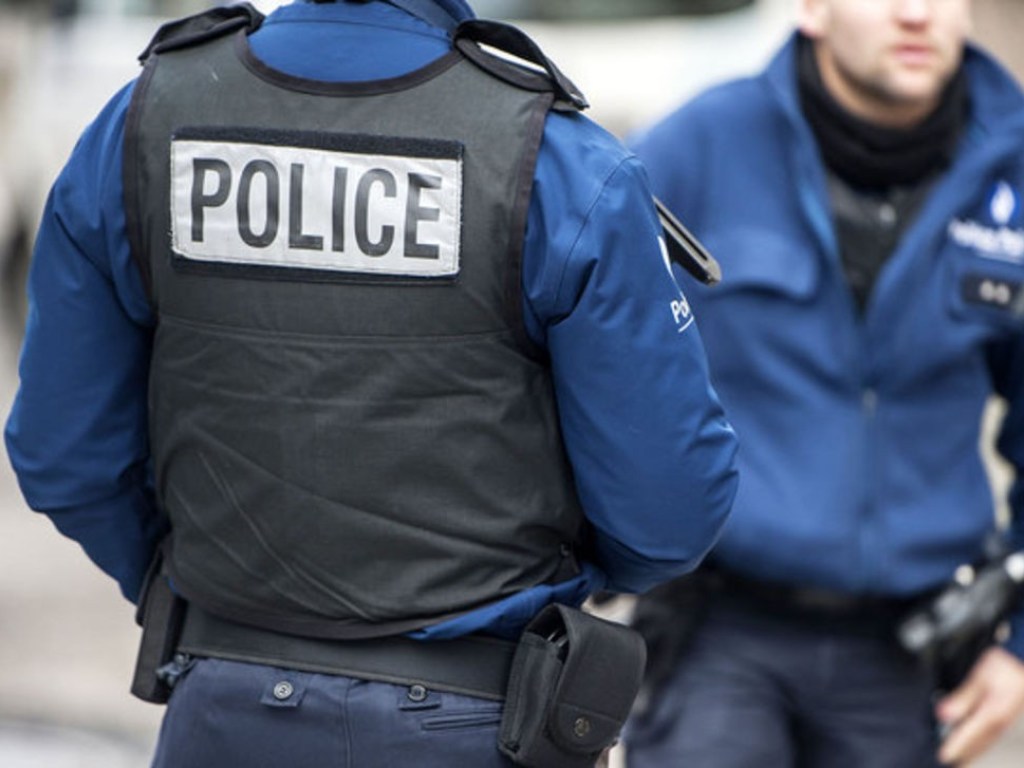 Из-за застреленного полицией юноши во Франции произошли столкновения