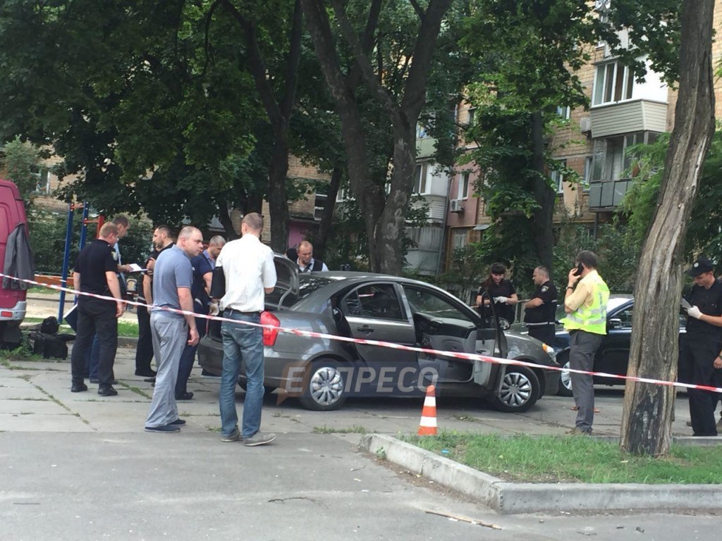 В Киеве в авто застрелили полицейского: новые подробности убийства (ФОТО)