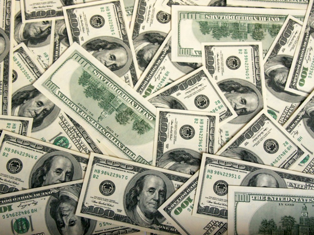 НБУ установил официальный курс на уровне 26,43 гривны за доллар