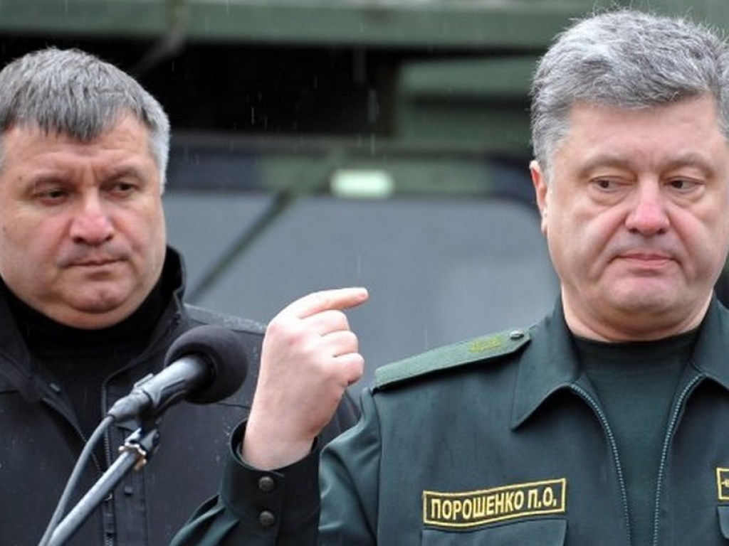 Эксперт: Заявление Луценко о силовиках на таможне – это продолжение конфликта между Аваковым и Порошенко