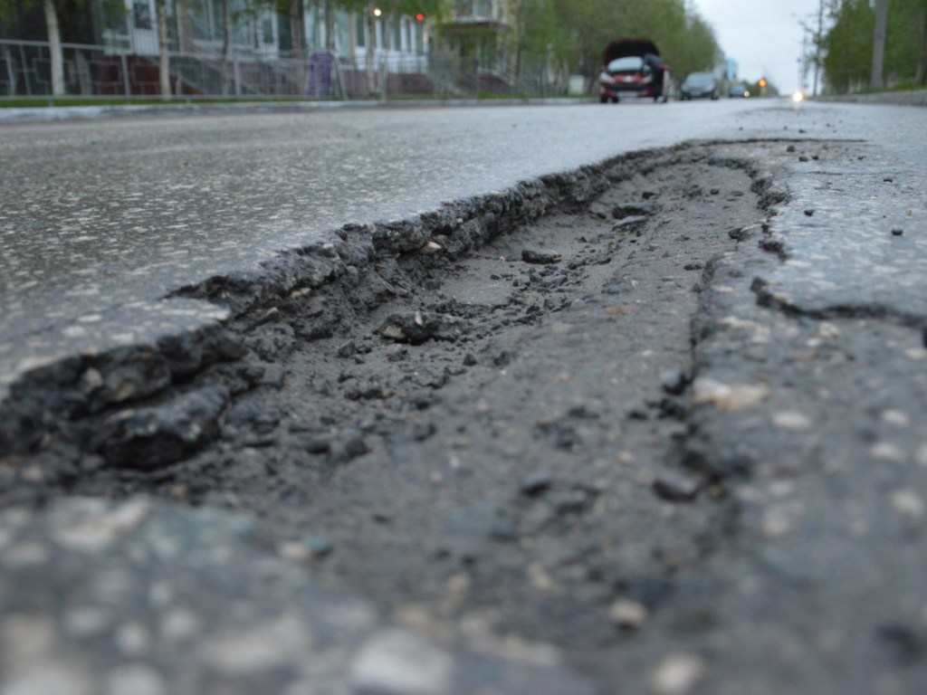 Эксперт пояснил причины неискоренимости коррупции в сфере ремонта дорог