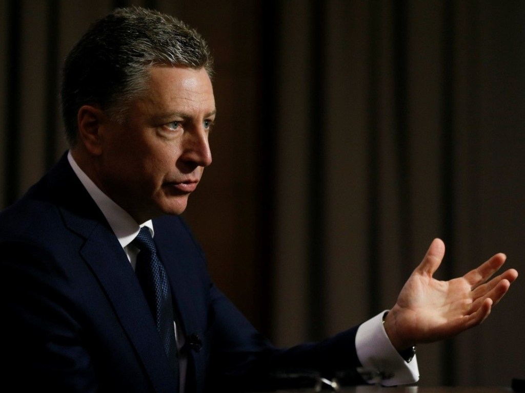 Украинская власть должна осудить ультраправую идеологию – Волкер