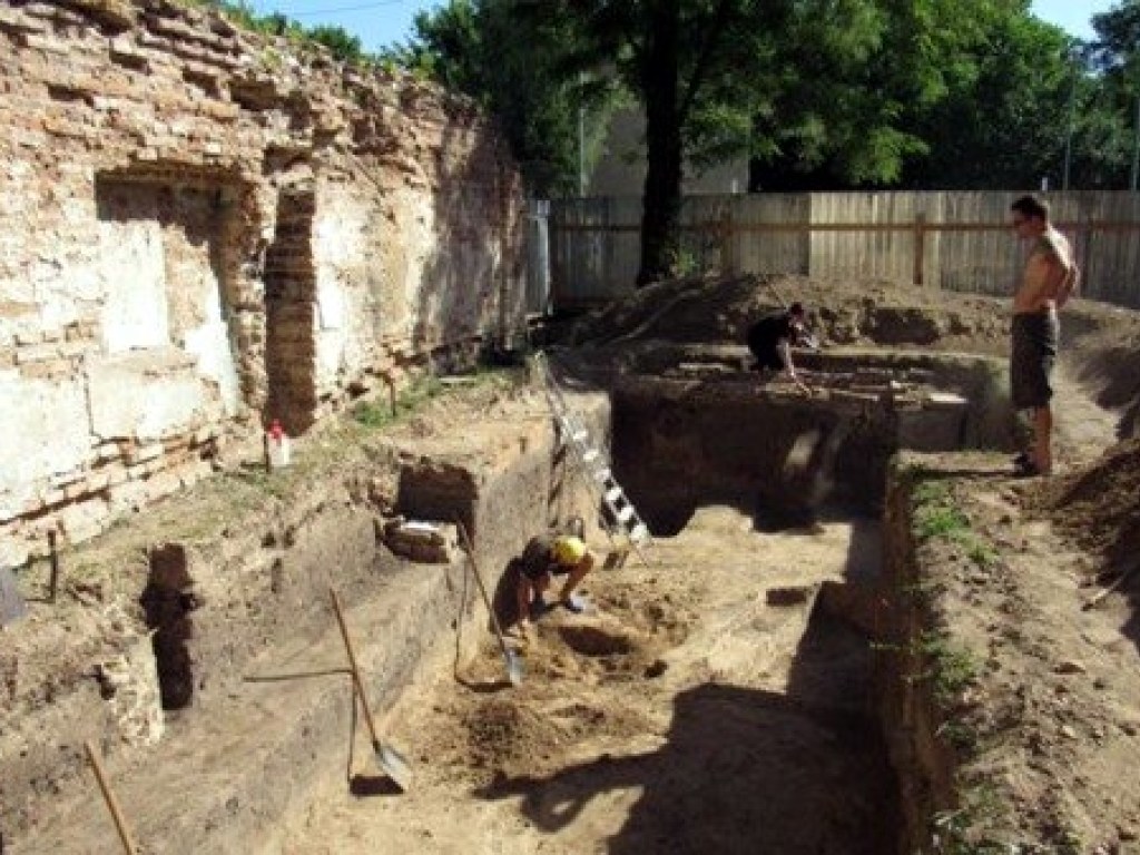 Фантастическая находка археологов: обнаруженным в Киеве артефактам 2500 лет (ФОТО)
