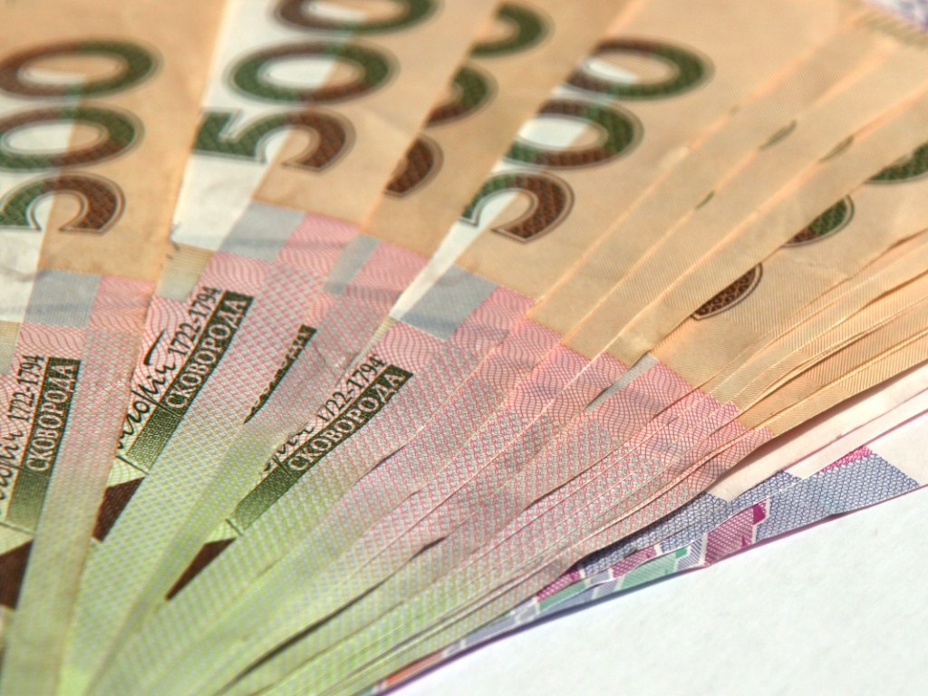 Двух киевлян оштрафовали на 1,2 миллиона гривен из-за банковского кредита