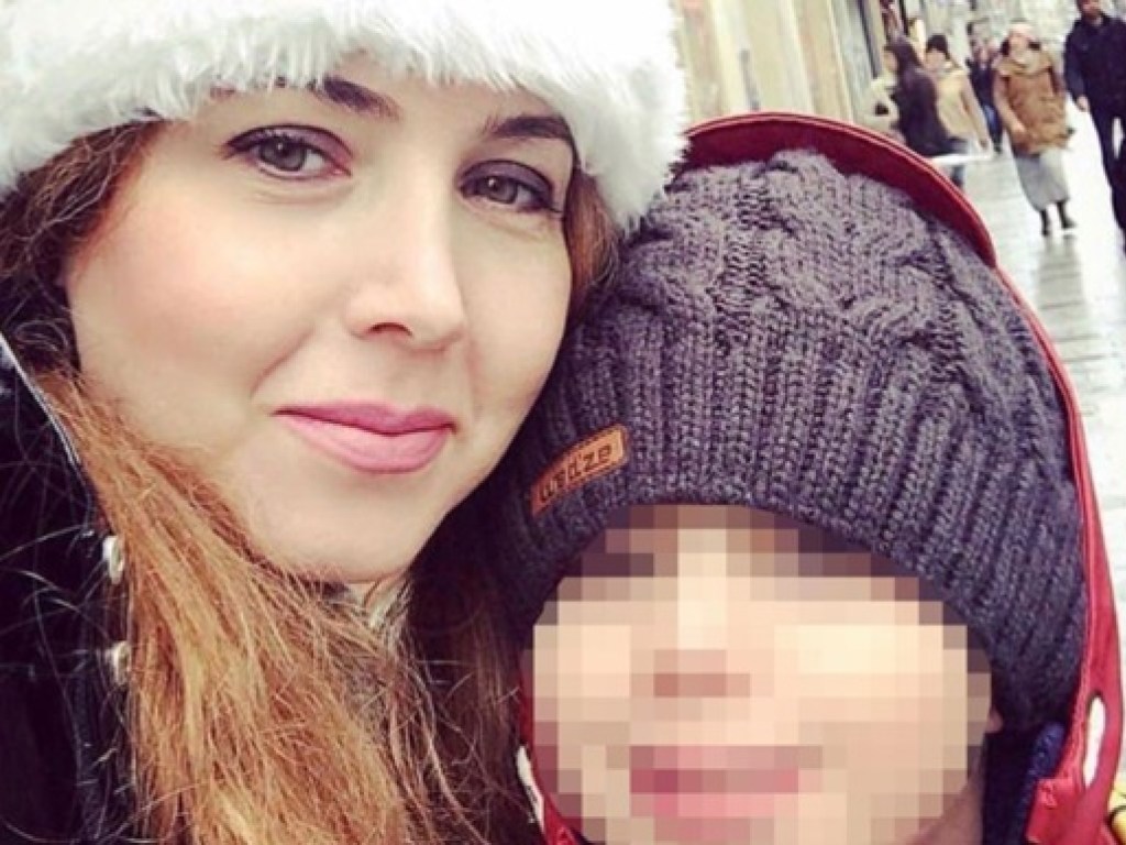 В Иране женщина получила 20 лет тюрьмы за снятый платок (ФОТО)