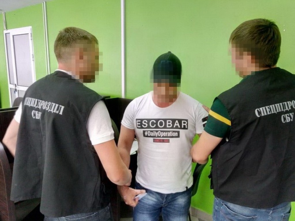 Интерпол искал, СБУ нашла: в Одессе задержали за гражданина одной из Балканских стран (ФОТО)