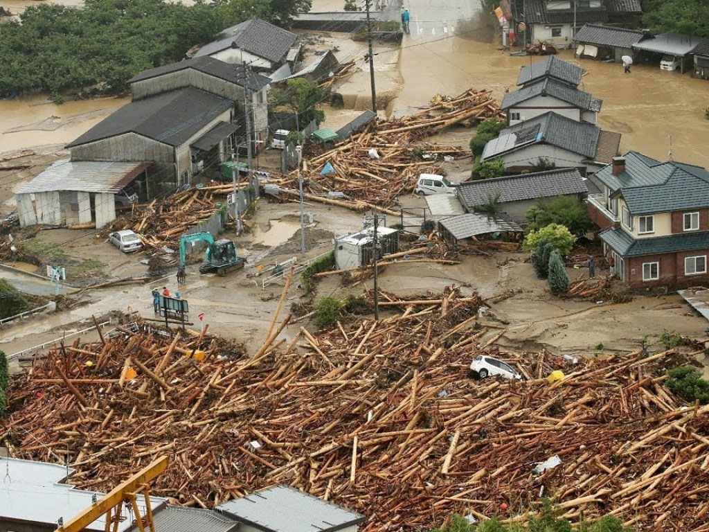 Мощные ливни в Японии: Число жертв достигло 209 человек