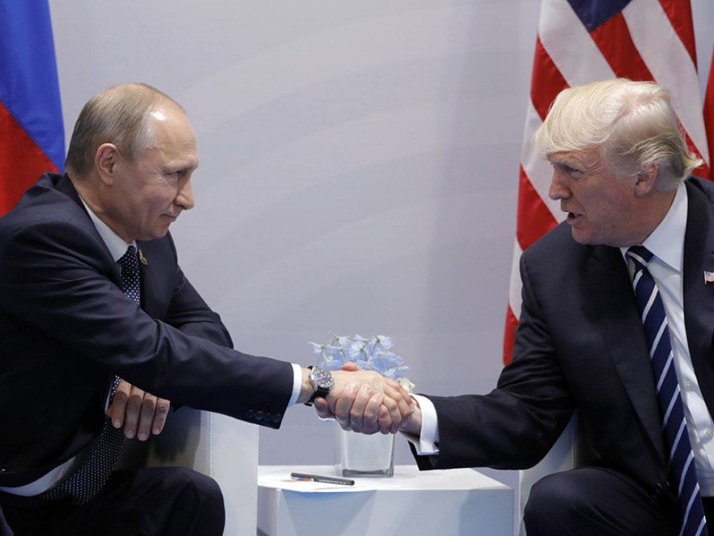 Трамп и Путин завершили переговоры в формате тет-а-тет