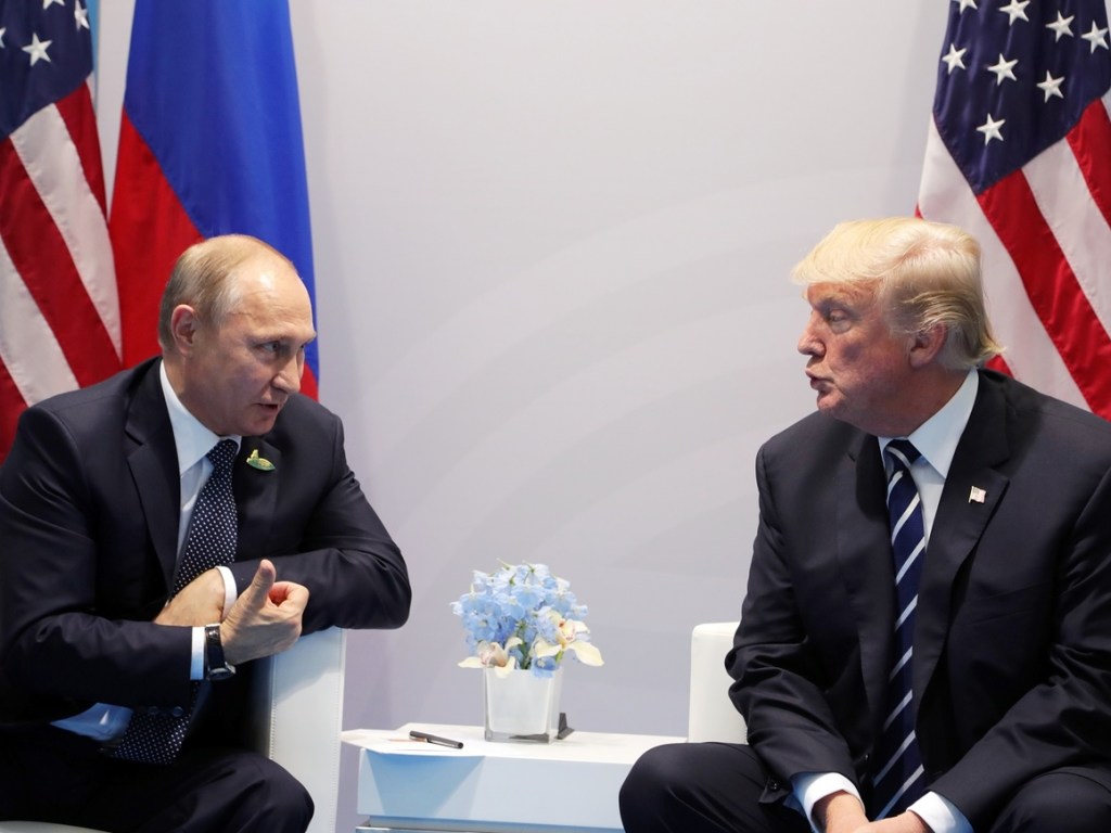 Американский аналитик рассказал, чего не стоит ожидать от встречи Трампа и Путина