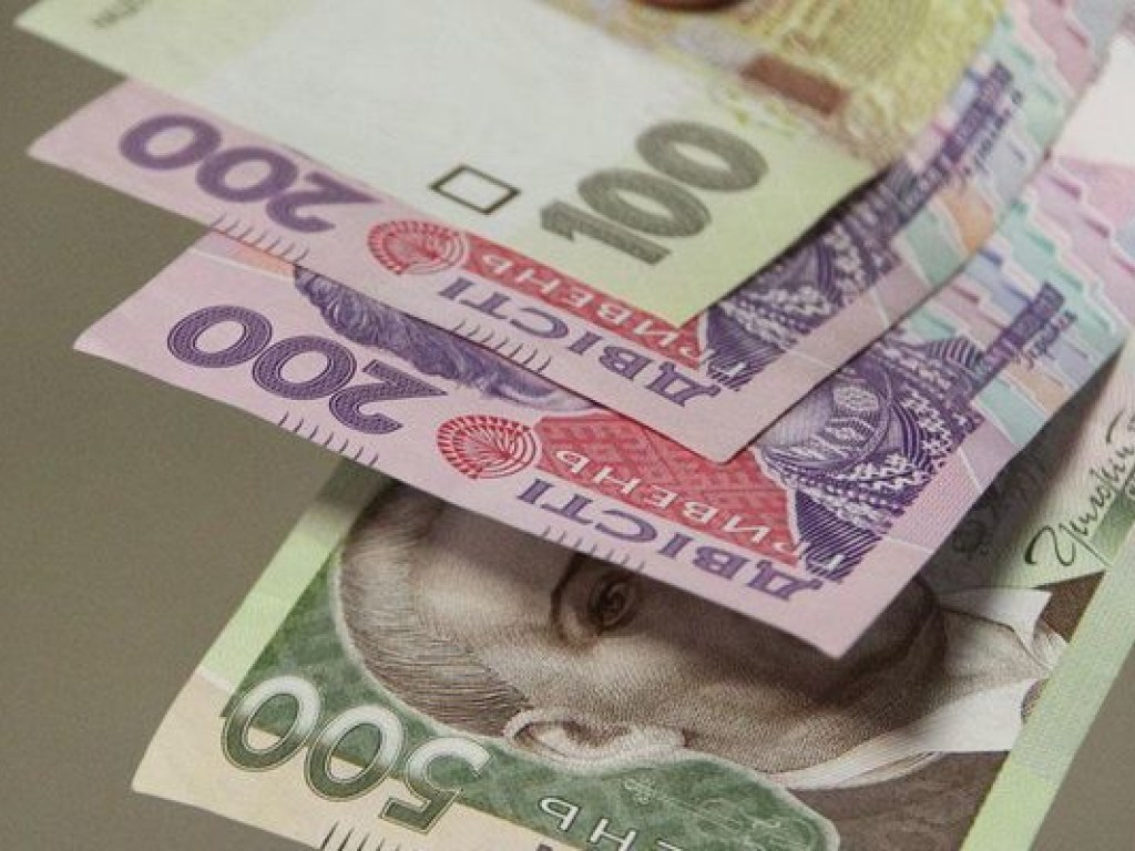 Эксперт: Основная причина уменьшения доходов украинцев – шоковые события в экономике