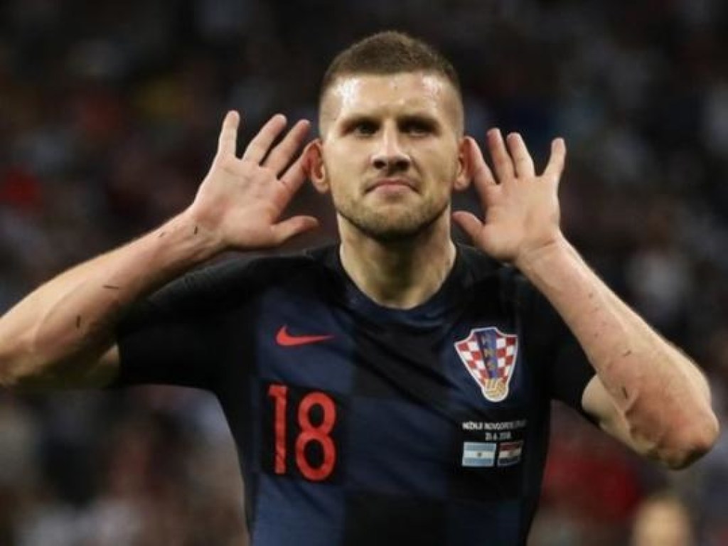 Футболист сборной Хорватии погасил кредиты жителей родного города
