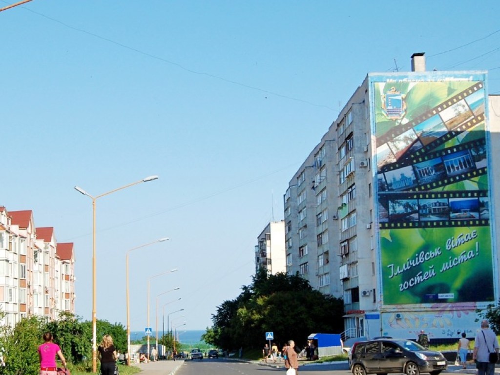 В Черноморске после ливня жильцы многоквартирного дома оказались в водной ловушке (ВИДЕО)