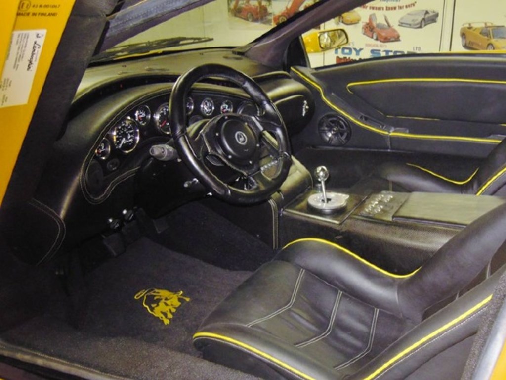 В США самодельный Lamborghini выставили на продажу: автомобиль продают на 120 тысяч дешевле оригинальной модели (ФОТО)