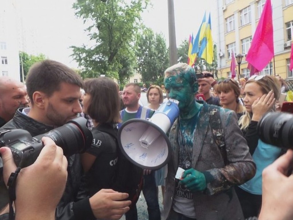 В ЦПК связали напавших на Шабунина с зеленкой активистов с Аваковым