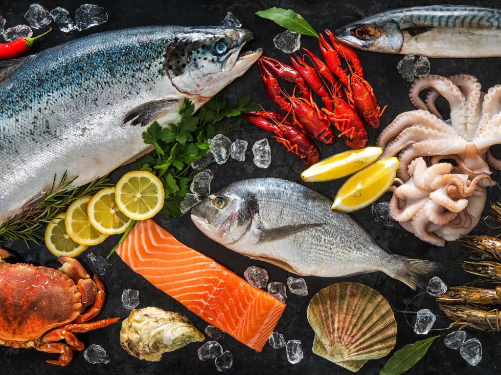 Стало известно, как рыбные продукты продлевают человеку жизнь