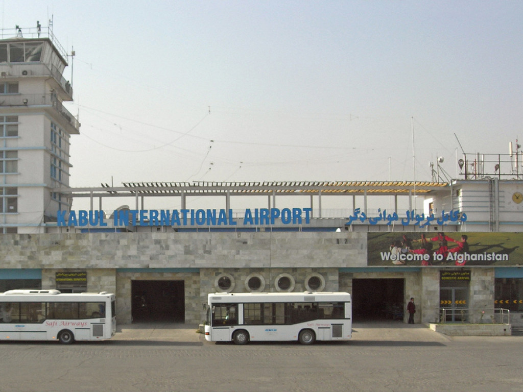 В Кабуле смертник совершил самоподрыв в аэропорту