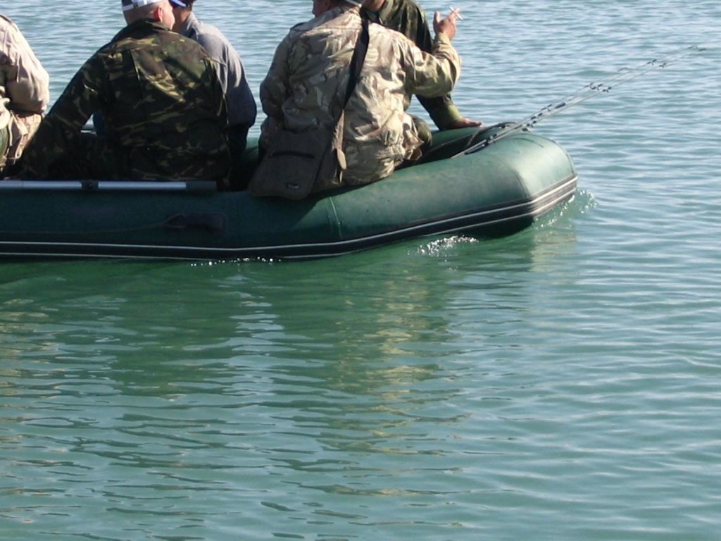 В Ивано-Франковской области на озере утонули два рыбака