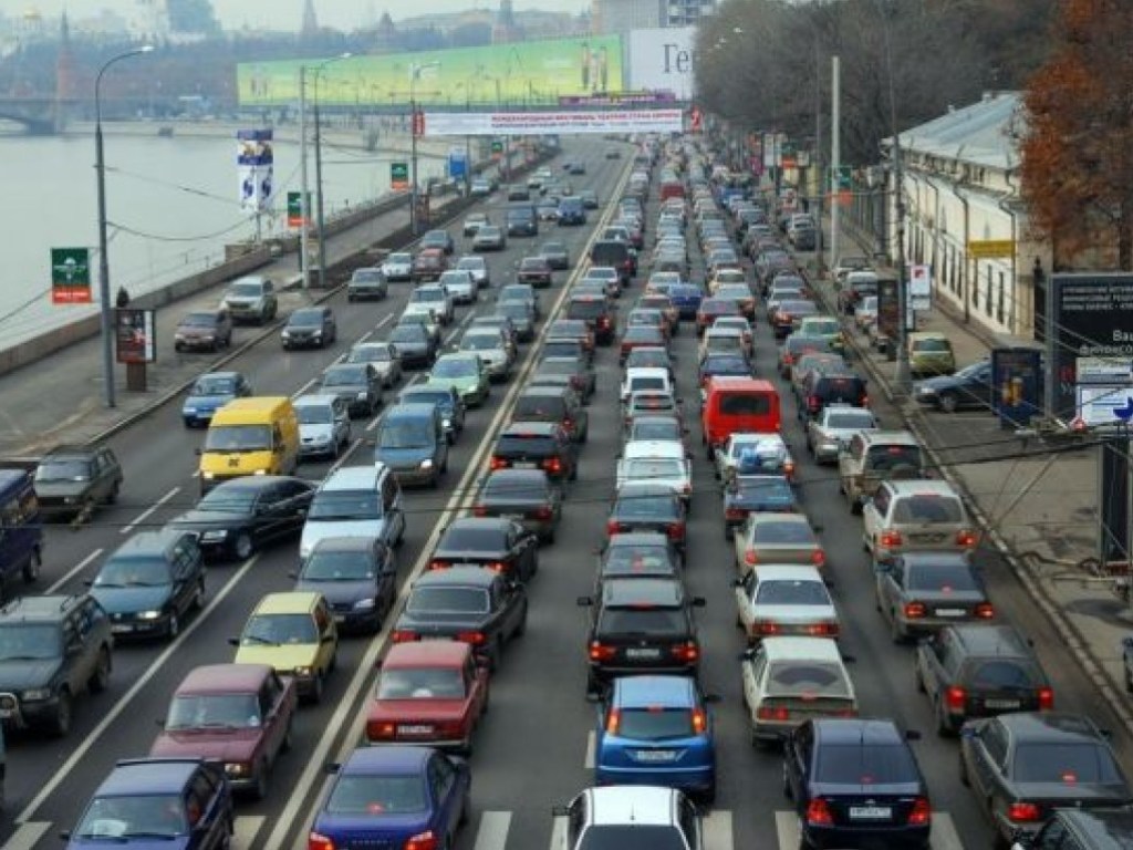 Назван ряд улиц Киева, на которых 23-24 июля ограничат движение транспорта