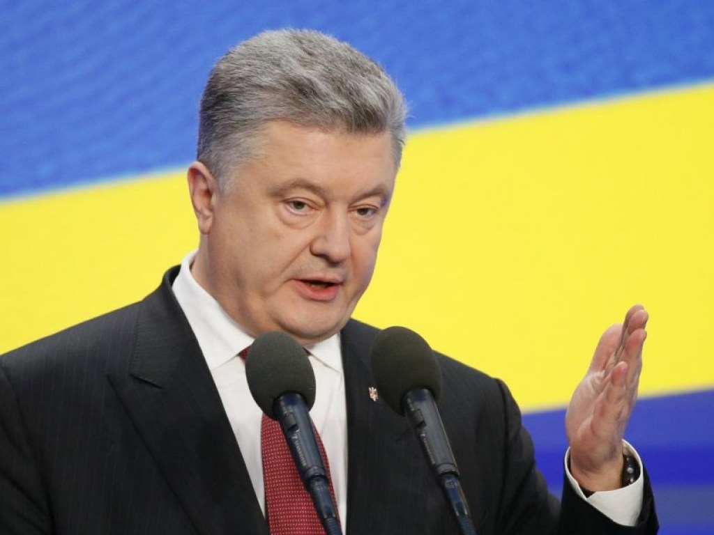 Порошенко пытается обменять украинский лес на кредит от ЕС – политолог