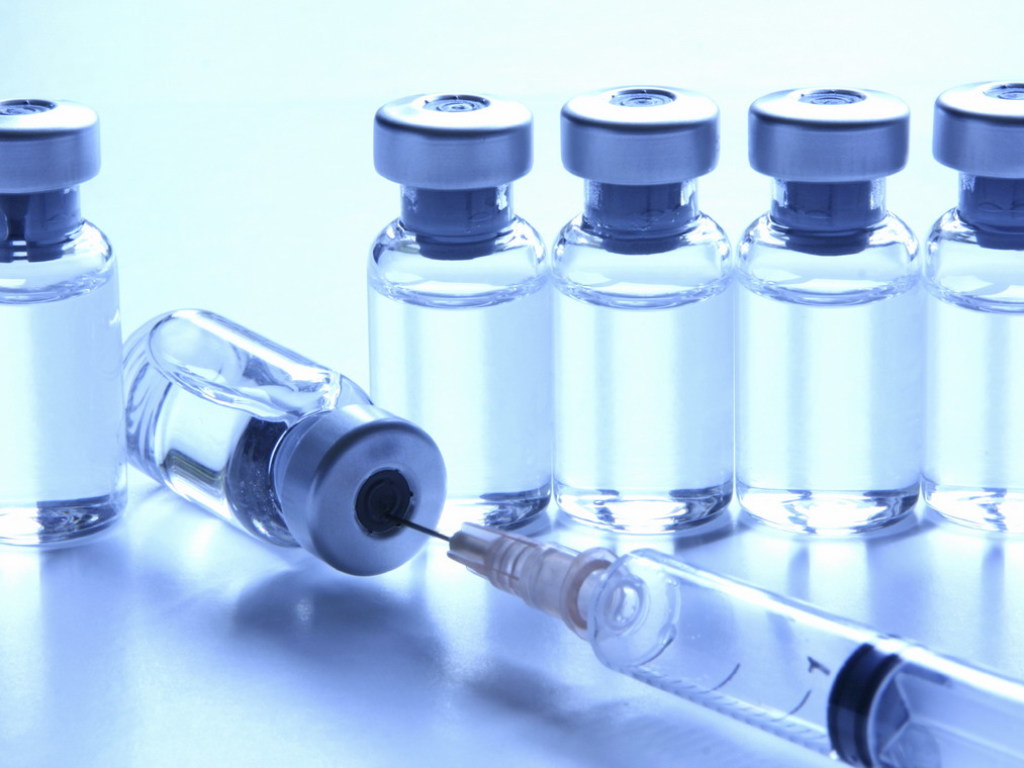 Вакцин для детей нет даже в частных клиниках столицы &#8212; СМИ