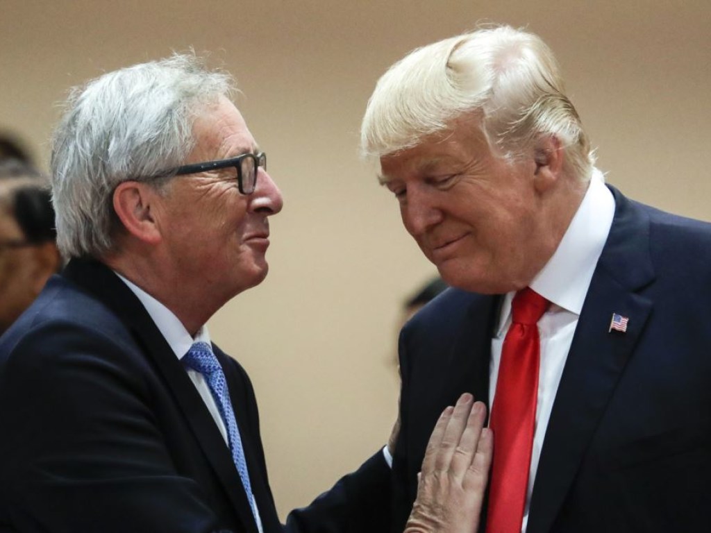 Трамп и Юнкер договорились урегулировать напряженность в отношениях между США и Евросоюзом