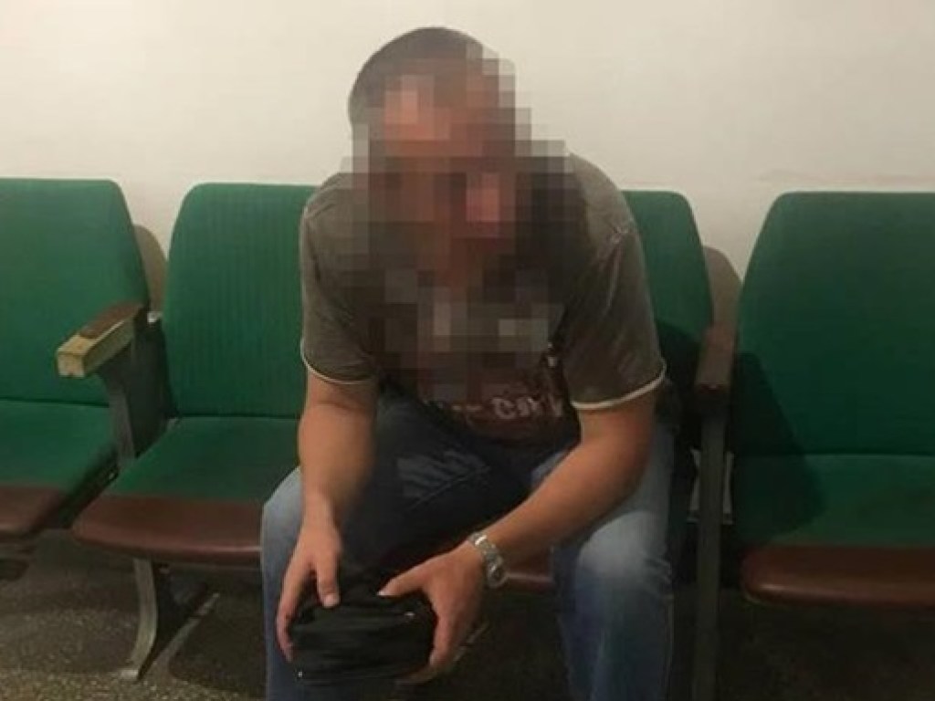 В Тернополе задержали водителя-наркомана, управлявшего троллейбусом (ФОТО)