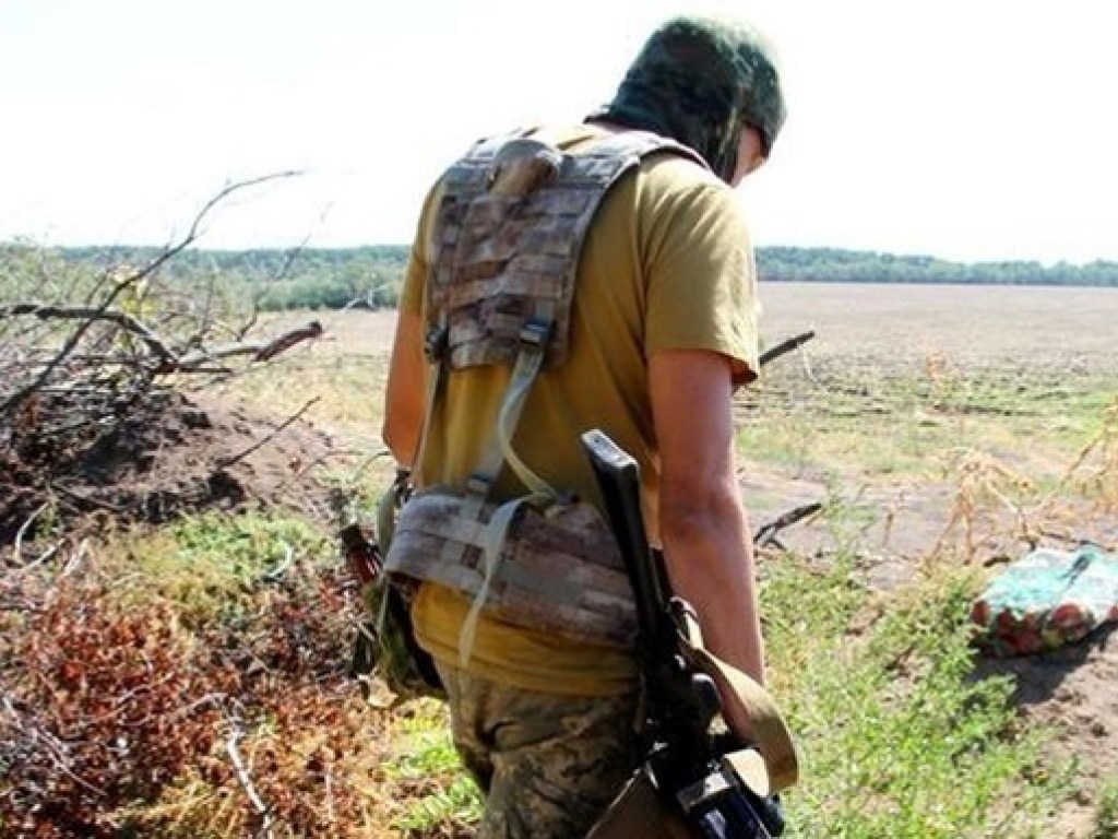Во время инженерной разведки на Донбассе подорвался украинский военный