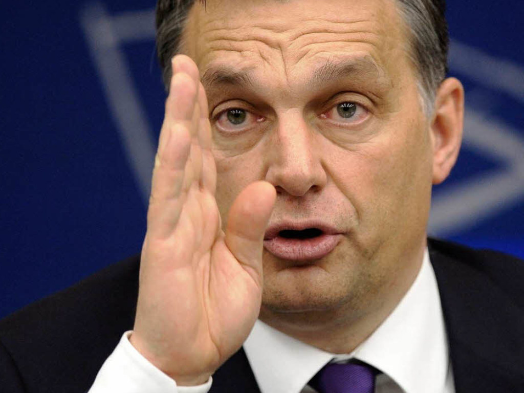 Лидер Венгрии сомневается в евроатлантических устремлениях украинцев   