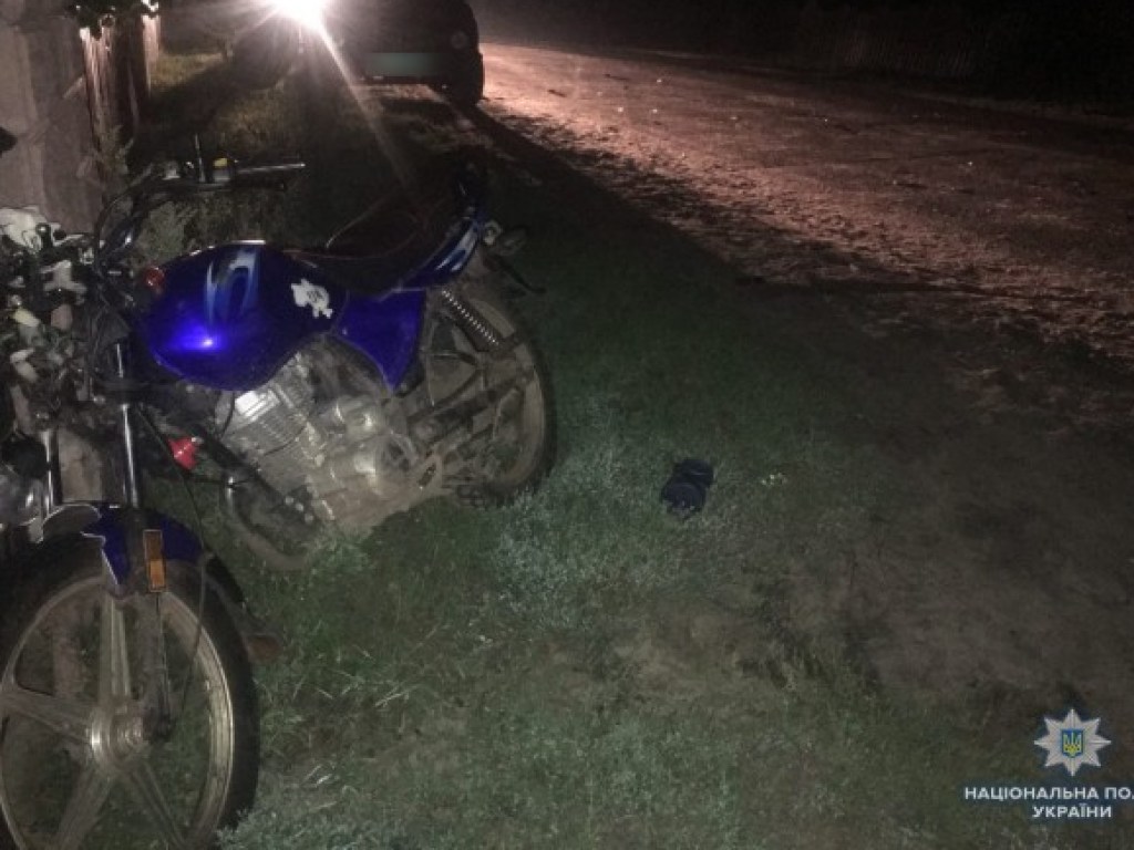 В Ровенской области 18-летний мотоциклист погиб вследствие наезда на 19-летнюю девушку (ФОТО)