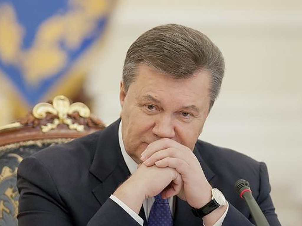 Янукович подал в суд против Луценко