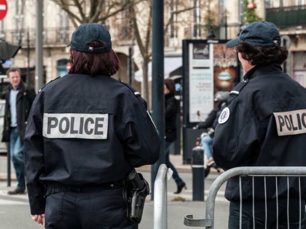 Во Франции неизвестные устроили перестрелку, семеро человек ранены