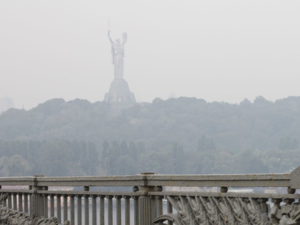 В КГГА сообщили о высоком уровне загрязнения воздуха в столице