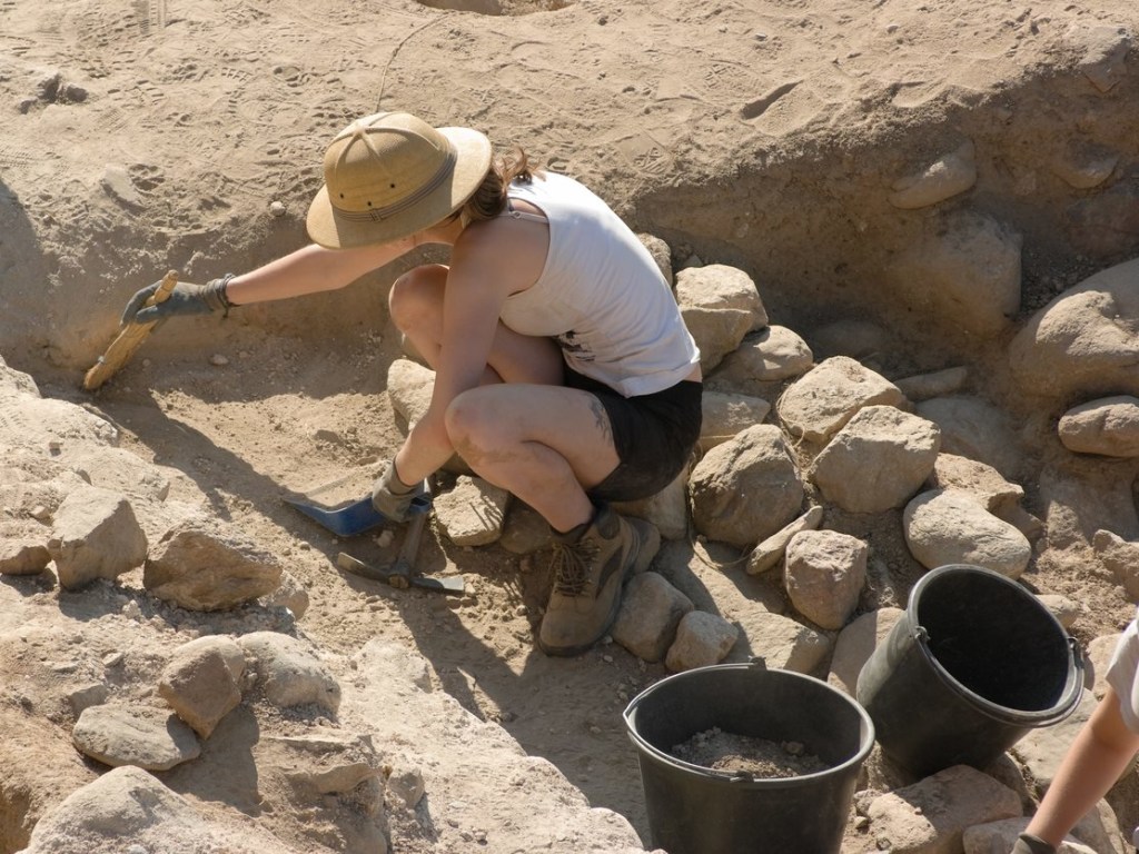 На Ровенщине найдена древнейшая стоянка эпохи палеолита (ВИДЕО) 