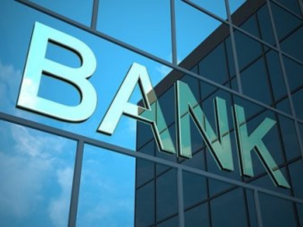Украинцам не открывают счета в британских банках из-за санкций