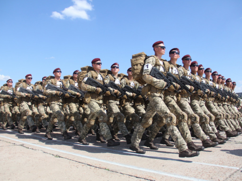 Украинские военные провели первую репетицию парада ко Дню независимости (ФОТО, ВИДЕО)