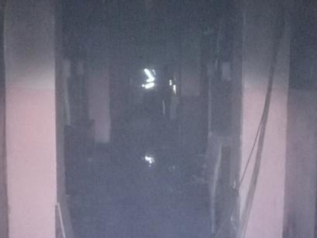 Крупный пожар в харьковской многоэтажке: спасали беременных и детей, погибла женщина (ФОТО)