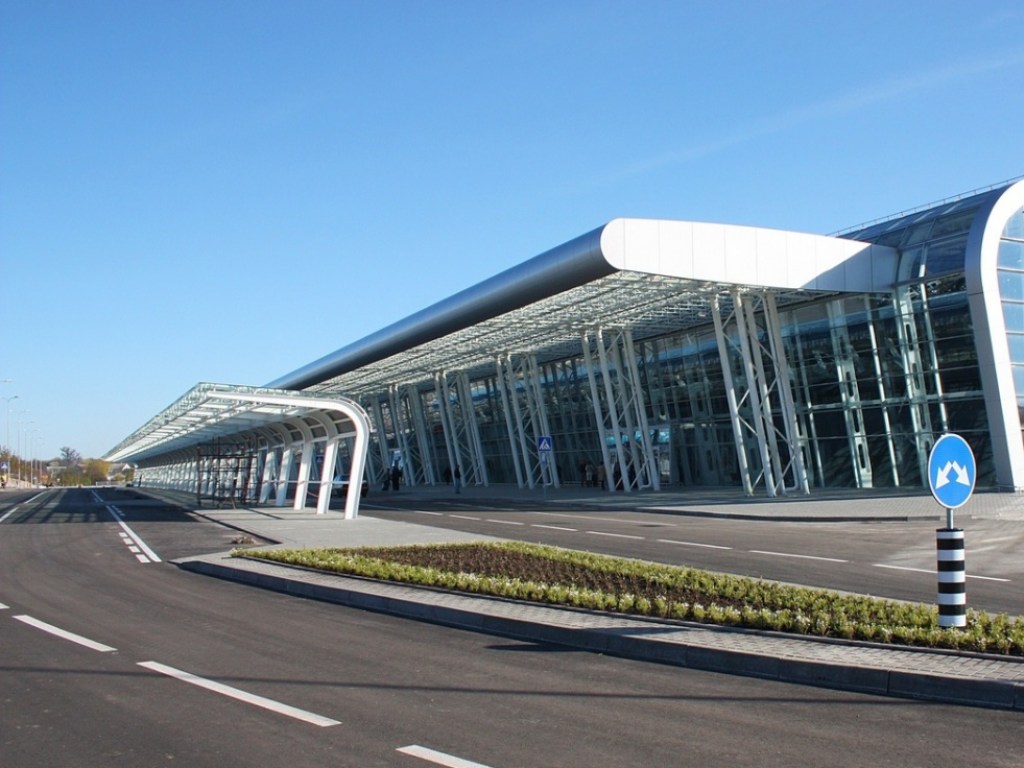 Беда с Ernest Airlines: в аэропорту «Львов» опять задержки